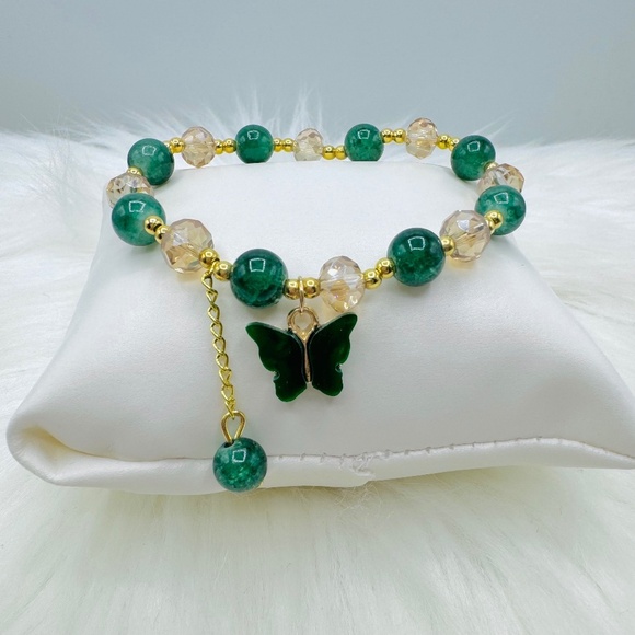 Green Butterfly Beaded Bracelet - Picture 1 of 5